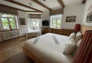 "Elegante Residenz mit privatem Hallenbad in Kitzbühel – Ihr alpines Traumdomizil"