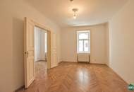 Schöner 2,5-Zimmer-Altbau mit hofseitigem Schlafzimmer