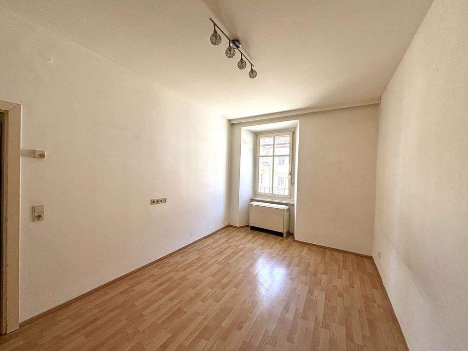 AB SOMMER VERFÜGBAR: Zentrale 2-Zimmer-Wohnung in der Wolfsberger Altstadt