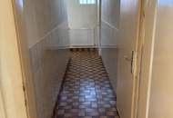 Einfamilienhaus mit Nebengebäuden!