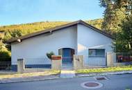 Charmantes Einfamilienhaus mit Kamin, Südterrasse und Garten in ruhiger Wohnlage