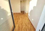 3 Zimmer. 3 Terrassen. Ein Zuhause! Genial - Lebens(t)raum Erfüller im Grünen - Klimaaktiv Bronze! Ab ins Dachgeschoss / Viel Lebensqualität! Wärmepumpe und Solaranlage + Naturnahe Gewässer ums Eck!