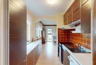 Liebevoll gepflegtes Wohnhaus mit ca. 180 m² Wohnfläche und flexibler Raumaufteilung.