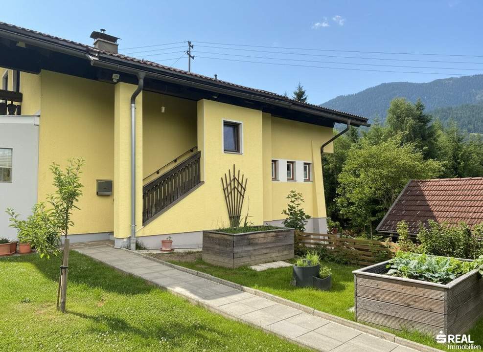 JETZT ZUSCHLAGEN - Ihre Wohlfühloase in Grünburg - 4 Zimmer mit 241m² Eigengarten!