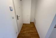 Günstige Neubauwohnung mit MEGA-SÜD-BALKON (11,77m²) nahe Akademiepark