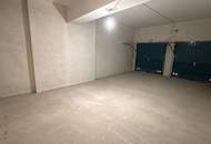 Generalsanierte 2-Zimmer-Erdgeschosswohnung mit direktem Zugang zur Großgarage – vielseitig nutzbar