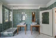 Villa mit Nebengebäude und Pool in Top-Ruhelage