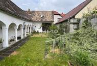 Neuer Preis Arkadenbauernhaus mit Innenhofatrium und Garten in ruhiger Lage !Bedarf Renovierung!