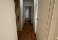 Gefördertes 4 Zimmer (Stadt-)Reihenhaus in Neunkirchen mit 2 Garagenstellplätze -"Wohnen mit Chic"