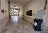 Geschäfts-, Gewerbe- und Bürogebäude im Zentrum