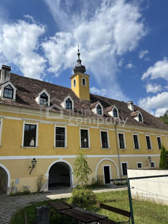 Zinshaus mit historischem Charme in Krems (Reinertragsrendite: 3,66%)