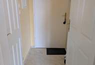 Traumhafte 2-Zimmer-Wohnung mit Penthouse-Flair und Weitblick durch den Wintergarten