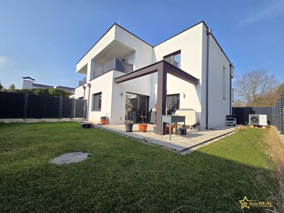 TOPCHANCE! SCHLÜSSELFERTIGER ZIEGEL-NEUBAU. ZAHLREICHE EXTRAS! EXQUISITE TEILMÖBLIERUNG VON SCHÜLLER-KÜCHEN UND BURGBAD.