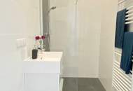 FÜR ALTBAU-LIEBHABER:INNEN! WUNDERSCHÖN RENOVIERTE HELLE UND RUHIGE WOHNUNG