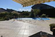 Großzügiges Einfamilienhaus mit Pool, Garten und Carport in Seewalchen