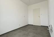 Sanierte Familienwohnung vereint höchsten Wohnkomfort mit einer entspannten Grünlage und herrlichem Ausblick! Freuen Sie sich auf ein durchdachtes, flexibles Raumkonzept – perfekt für modernes Wohnen. Jetzt dank KI-Visualisierung realitätsnah erleben!