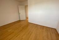 Bis März 2027 befristet vermietet – charmante 3-Zimmer-Dachgeschosswohnung mit Balkon &amp; Dachterrasse