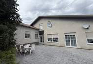 Großzügiges Einfamilienhaus auf 2.006 m² Baulandgrundstück in Traismauer