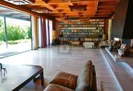 VOM LUXUS REPRÄSENTATIVEN LEBENS - GEFÜHLTE ALLEINLAGE