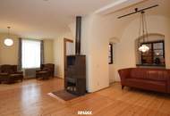 Wohnhaus mit uneinsehbarem großen Garten im Zentrum von Kilb