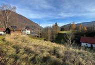 Schöner Ausblick in die Berge - Hanglage !