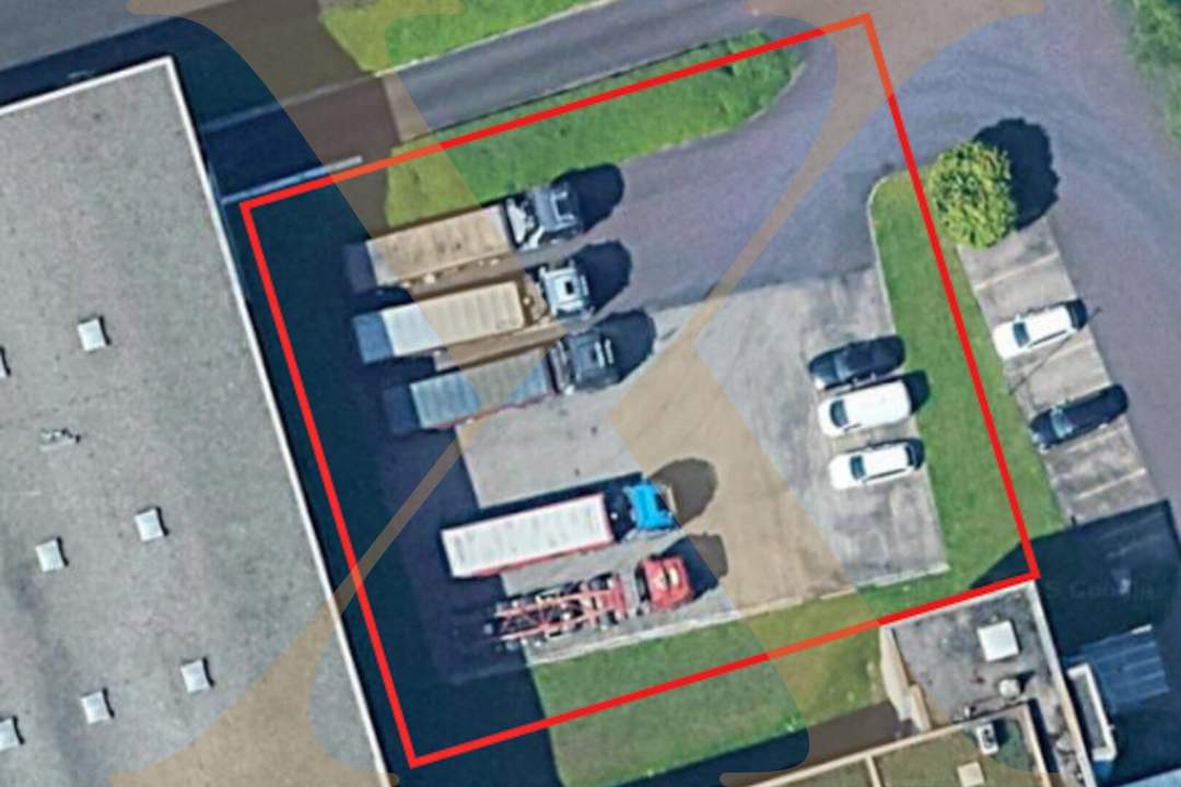 Vielseitige Freifläche mit ca. 800m² in guter Lage von Linz zu vermieten!