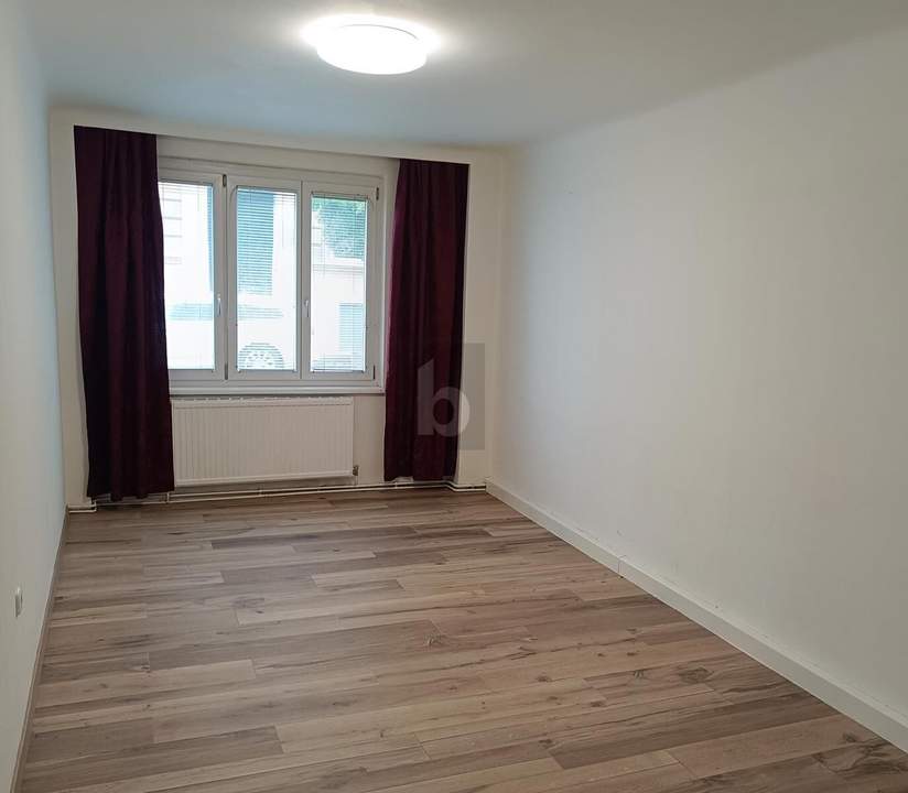 CHARMANT IN RUHIGER LAGE MIT GESTALTUNGSPOTENTIAL