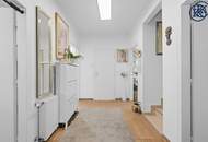 Einfamilienhaus mit großem Garten, sehr guter öffentlicher Anbindung und ausgezeichneter Infrastruktur in der Nähe des Badesees.