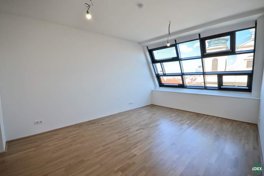 Klimatisiert: Traumhafte 1,5-Zimmer-DG mitten im 1. Bezirk, Wohnung-miete, 1.491,92,€, 1010 Wien 1., Innere Stadt