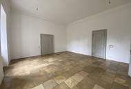 Herrschaftliches Wohnen im Schloss 138 m² 4 Zimmer Warmmiete!