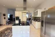 Energieeffiziente Villa mit Bungalow &amp; Pool – herrliche Ruhelage im Villenviertel von Wien-Rodaun | ZELLMANN IMMOBILIEN