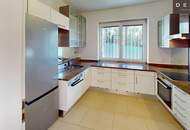 SOMMERTRAUM | IDYLLISCHE FAMILIENWOHNUNG NAHE DER WEINBERGE | MIT EINLIEGERWOHNUNG | CA. 400 m2 GARTEN | GARAGE IM HAUS