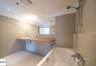 ab Mai: ** traumhafte 2-Zimmer-Wohnung mit Dachterrasse - nahe der U4 & U6 **