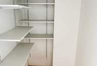 PÄRCHENHIT - Gut geschnittene 2-Zimmerwohnung mit großem Balkon