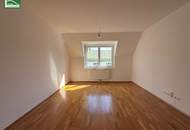 Attraktive 3-Zimmer-Dachgeschosswohnung mit Balkon in Ruhelage in 1190 Wien!