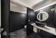 Elegantes Geschäftslokal mit Galerie