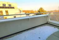 Klimaaktiv Bronze zertifiziert! GOLD für´s Wohnen! Ab ins Dachgeschoss / 3 Zimmer / 3 Terrassen / Viel Lebensqualität! Wärmepumpe und Solaranlage + Naturnahe Gewässer ums Eck!