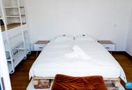 Komplett möblierte Dachgeschosswohnung mit Terrasse