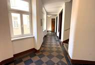 Nur ca. € 3.900 / m² !!! 2 Zimmer DG-Wohnung - Nur 20 Meter zur U3 Station Schweglerstraße !!!