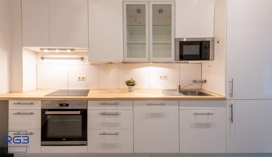 Wiener Altbau mit großzügigen Räumen – 3-Zimmer-Wohnung im 9. Bezirk