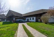 Ein Vierkanthof wie aus dem Bilderbuch – liebevoll renoviertes Wohnhaus und traumhafter Innenhof