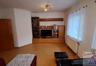 Schönes praktisches Haus in ruhiger entspannender Lage!