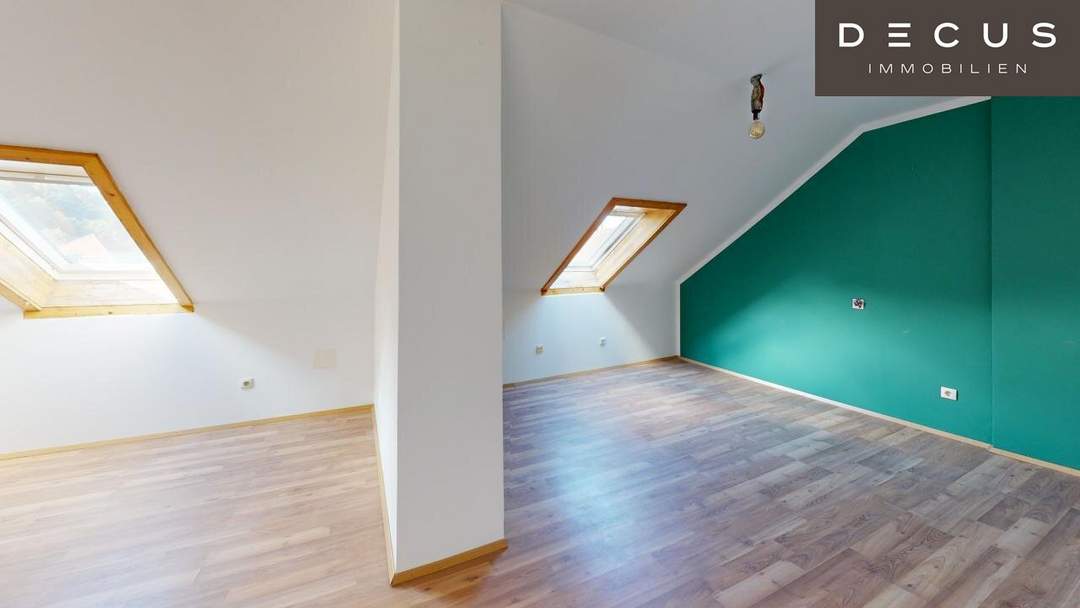 | TOLLE KLEINWOHNUNG | IM ALTBAU | DACHGESCHOSS