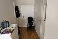 Ab November: Schöne 2-Zimmer-Wohnung mit Balkon nahe U1 Rennbahnweg