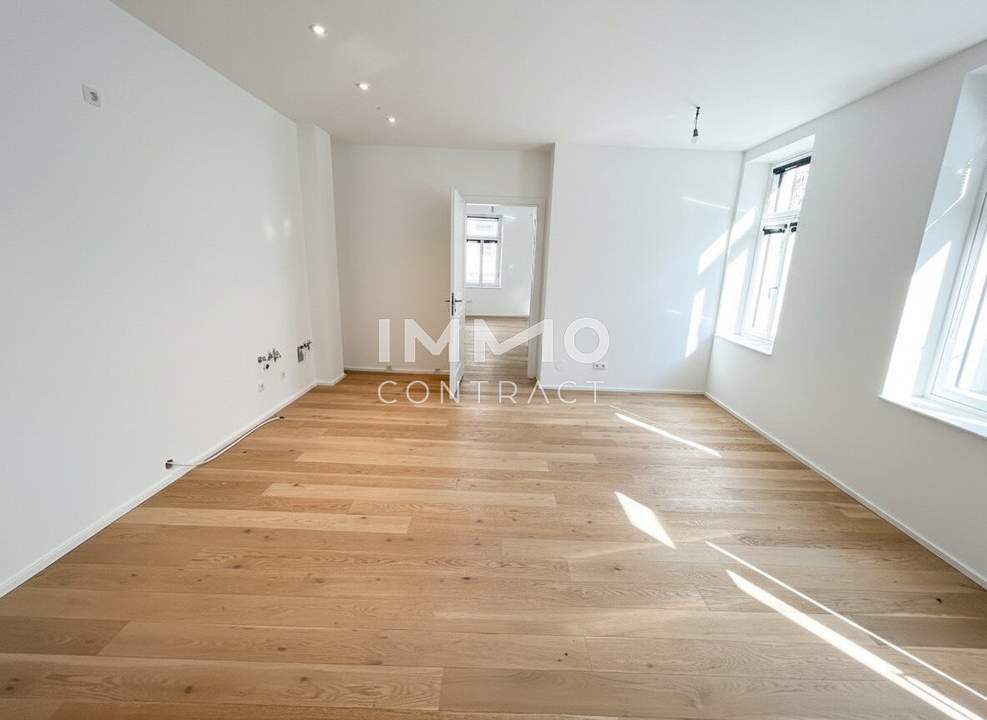 Top sanierte 2-Zimmer Altbau Wohnung! Erstbezug!