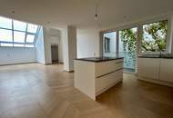 1010! Topmoderne 4-Zimmer-DG-Maisonette mit kleinem Balkon in toller Lage!