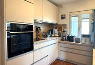 Charmantes Haus mit Garten und Entwicklungspotenzial