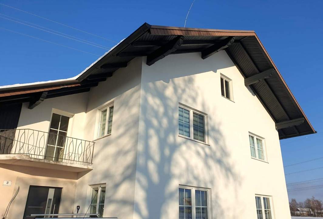 Viel Platz, viele Optionen: Zweifamilienhaus in bester Lage