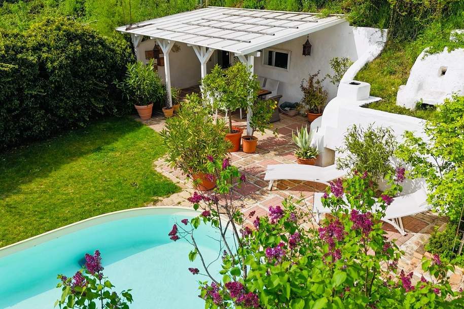 "Zwei Häuser, ein Paradies – Traumhaftes Anwesen mit Naturgarten und Pool", Haus-kauf, 799.000,€, 2020 Hollabrunn