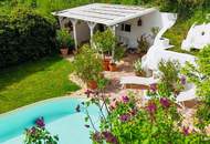 "Zwei Häuser, ein Paradies – Traumhaftes Anwesen mit Naturgarten und Pool"